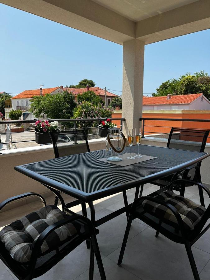 Holiday Home Bajlo Zadar Bagian luar foto